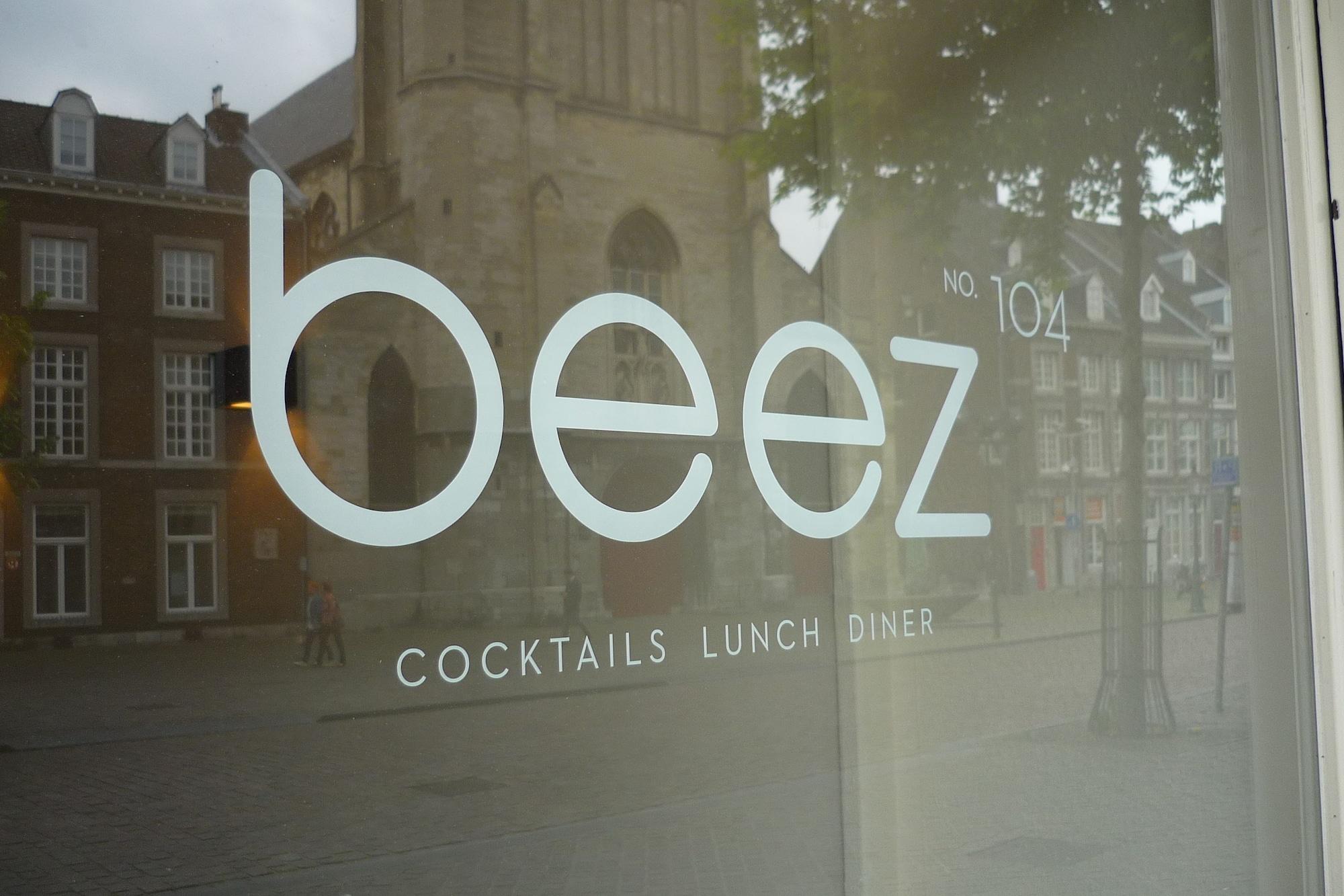 Hotel Beez Maastricht Esterno foto