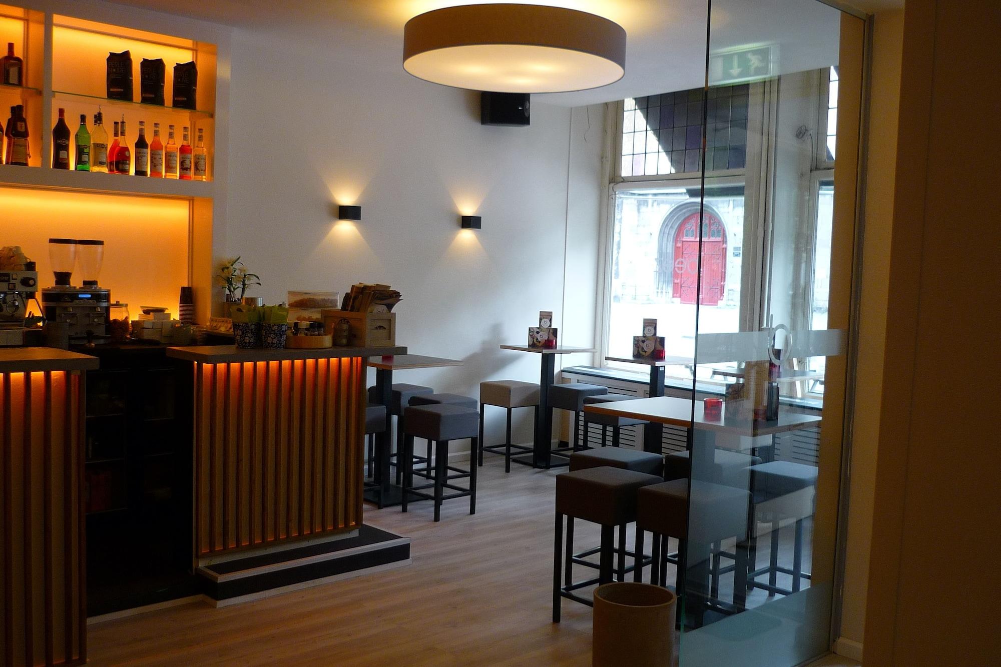 Hotel Beez Maastricht Esterno foto