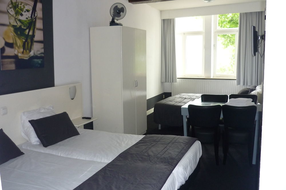 Hotel Beez Maastricht Esterno foto