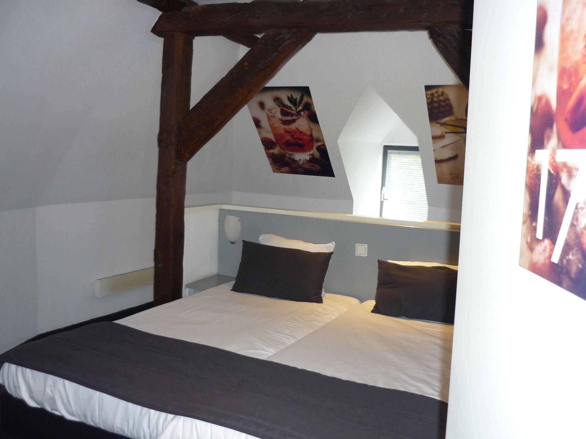 Hotel Beez Maastricht Esterno foto